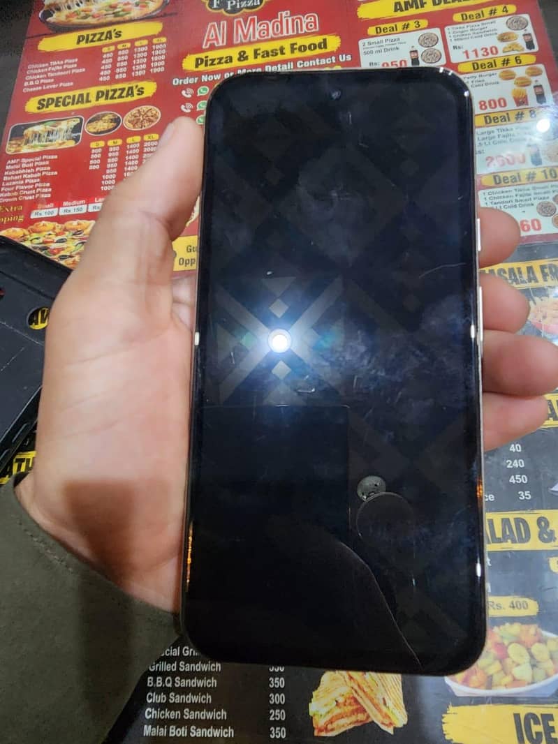 Google Pixel 8a 2