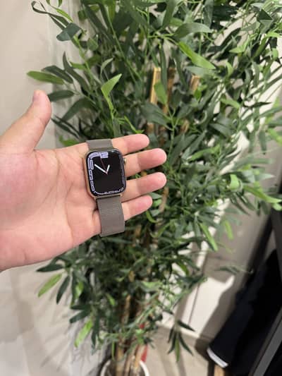 Apple Watch Series 7 Gold Stainless Steel