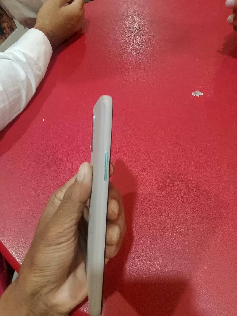 One Plus 8T 3