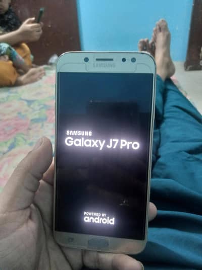 Samsung Mobile J7 Pro