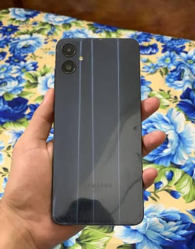 Samsung Mobile A05 with Box charger