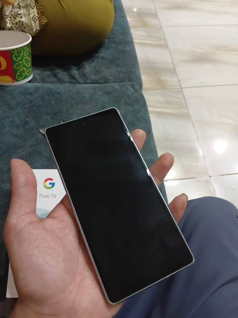 Google Pixel 7a 1