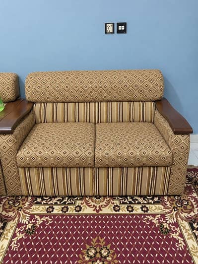 4 seater sofa for sale.