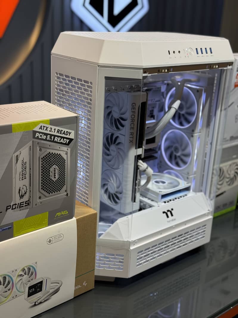 High-End Gaming PC + 32” 280Hz QHD Monitor | RTX 5070 12GB | Like New ...