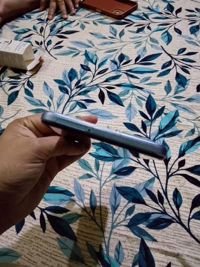 Vivo Y33