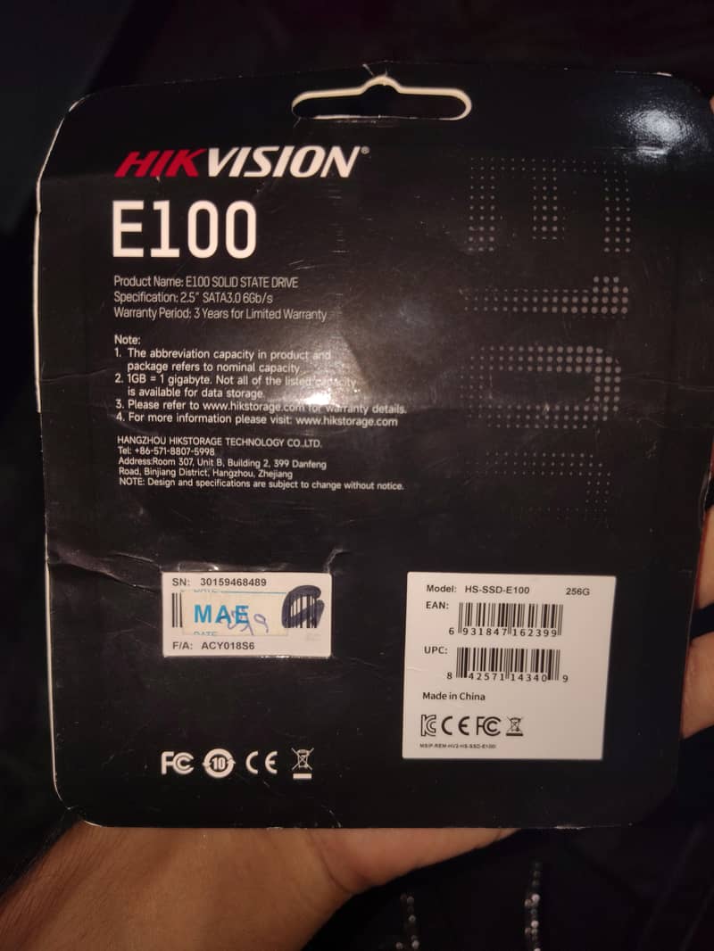 256 gb SSD 1