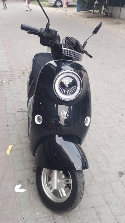 Ramza AIMA Yaari Plus Electric Scooty – 6 Months Used – Rs. 155,000
