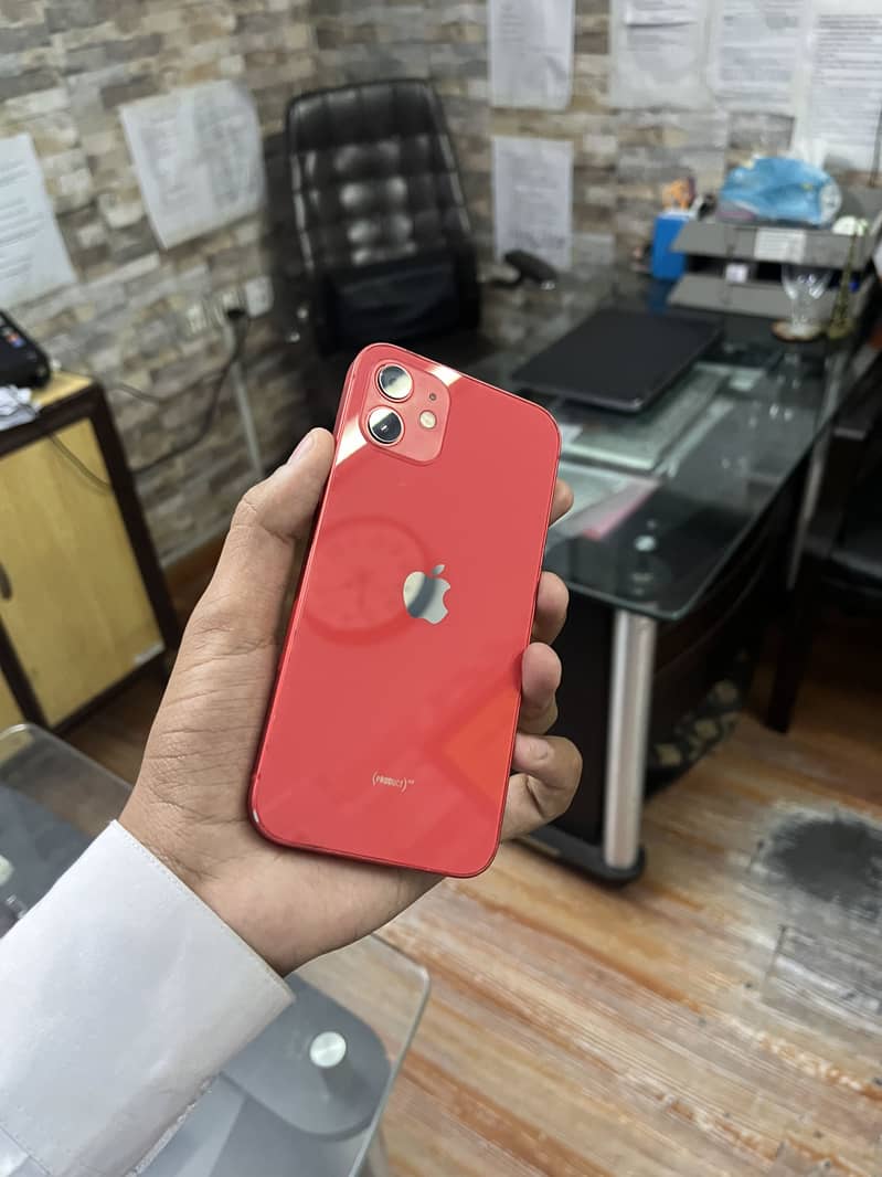Apple iPhone 12 1
