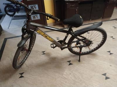 a bicycle with 2 lights