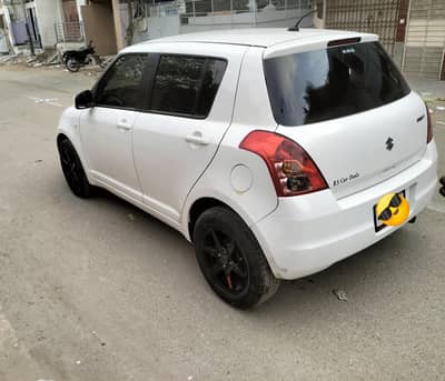 Suzuki Swift Dlx 2018 Excellent Condition