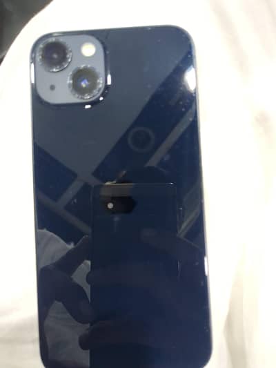 Apple iPhone 13