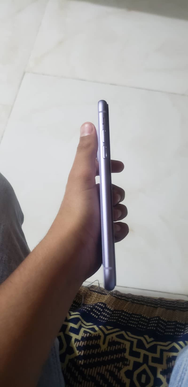 Apple iPhone 11 3