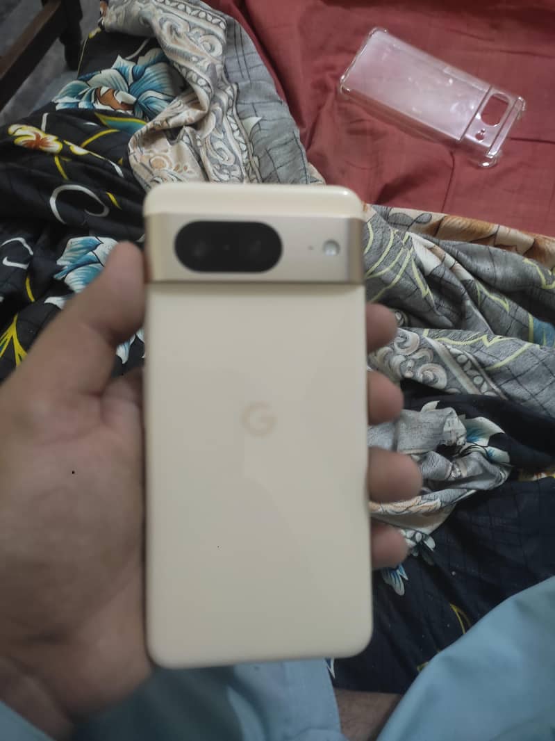 Google Pixel 8 3