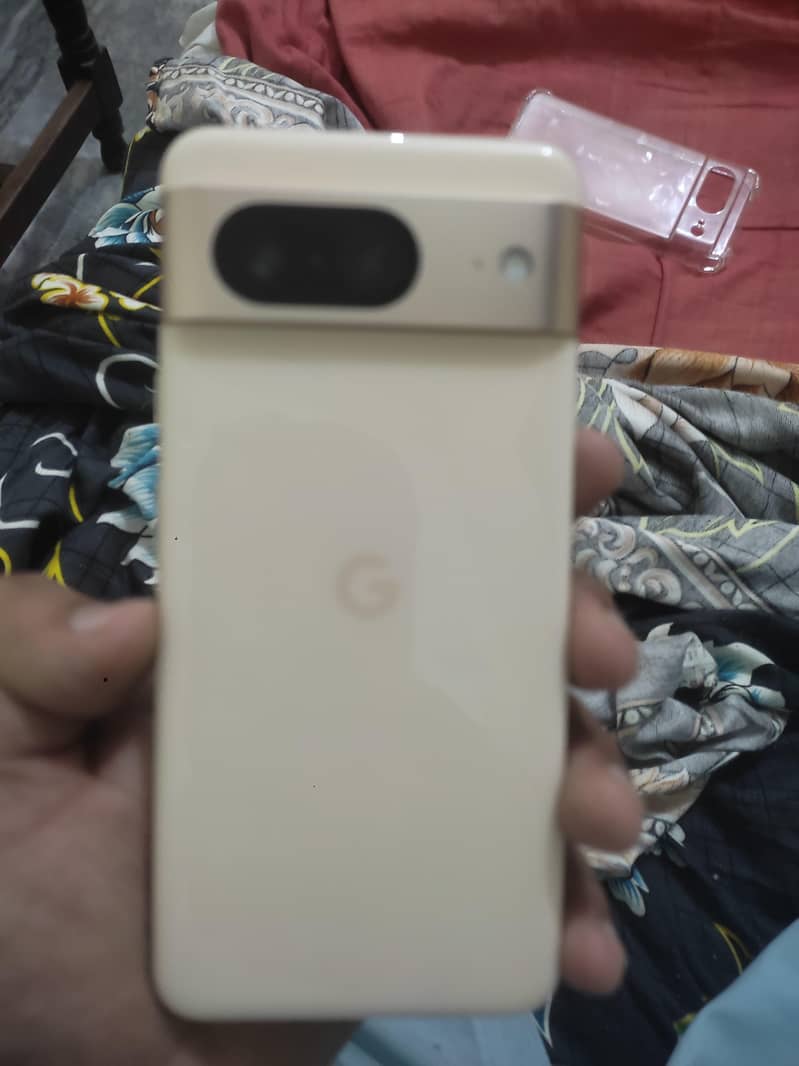 Google Pixel 8 7