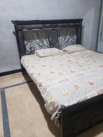 Iron bed for sale!
