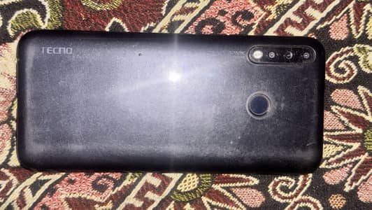 Tecno Spark 4
