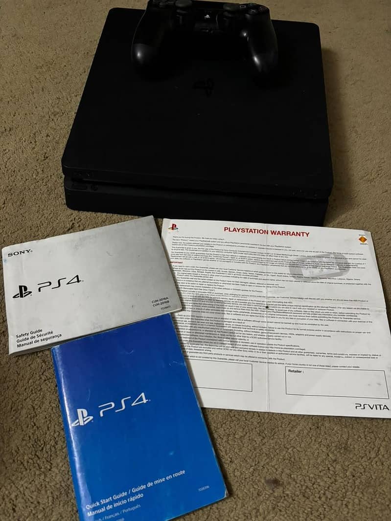 Ps4 slim 1