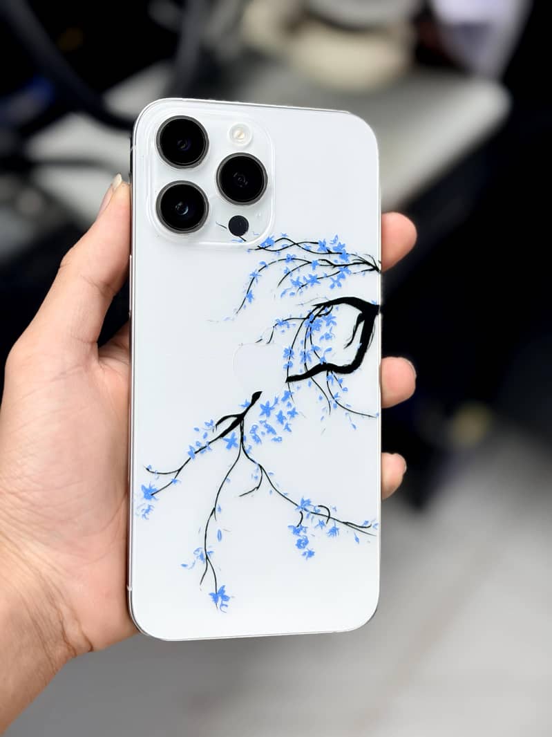 Apple iPhone 14 Pro Max 0