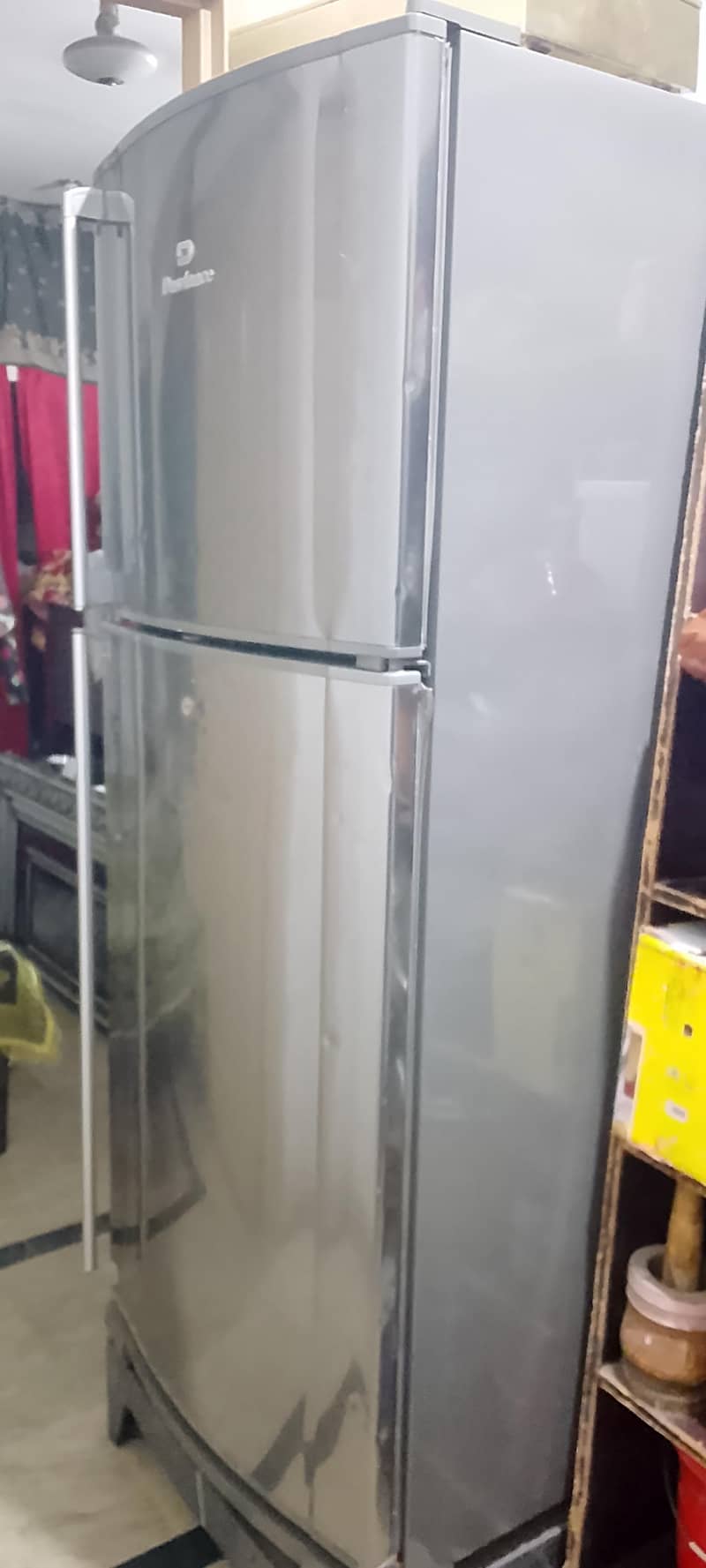 Dawlance fridge 0