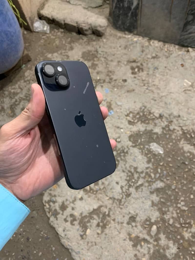 Apple iPhone 15 10