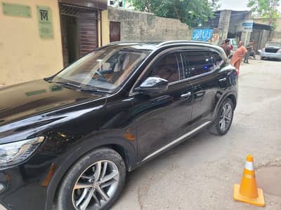 MG HS 2021