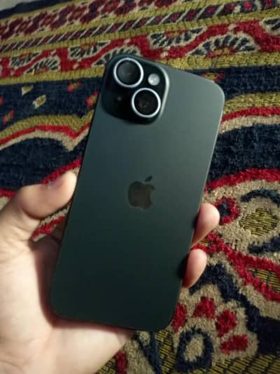 Apple iPhone 15