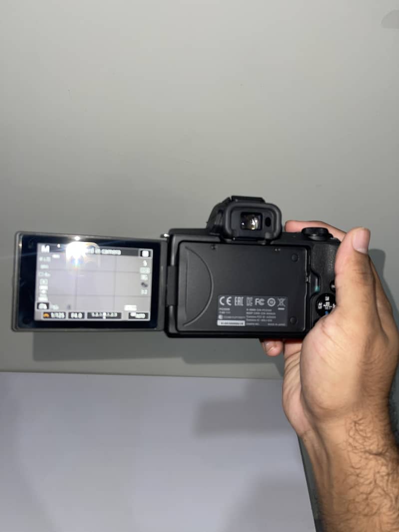 Canon Eos M50 6