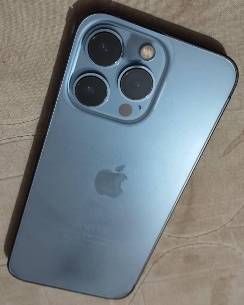 Apple iPhone 13 Pro 0