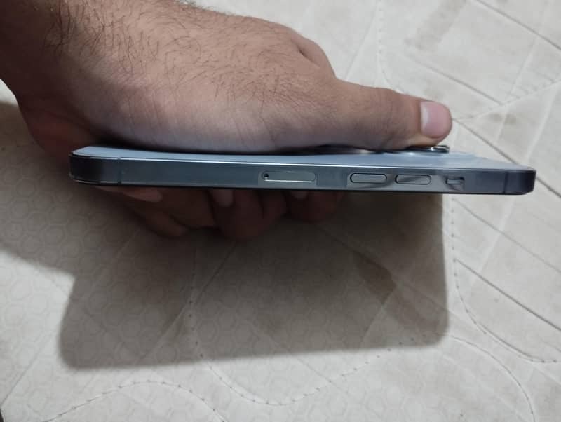 Apple iPhone 13 Pro 1