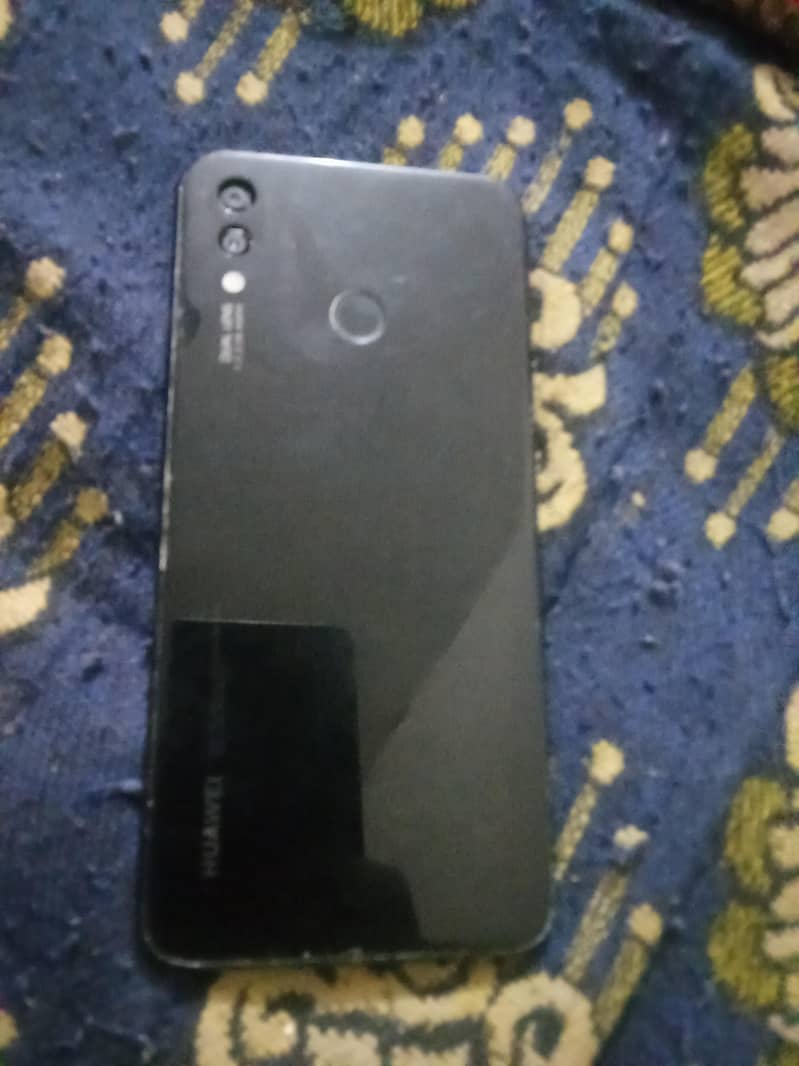 Huawei Nova 3i 0