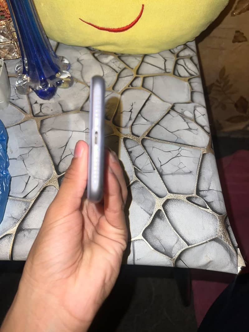 Apple iPhone 11 2