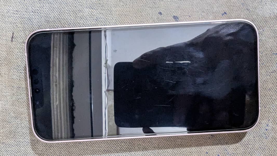Apple iPhone 13 1
