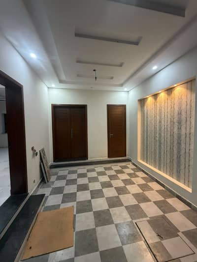 5 MARLA LIKE NEW HOUSE FOR RENT BAHRIA TOWN LAHORE