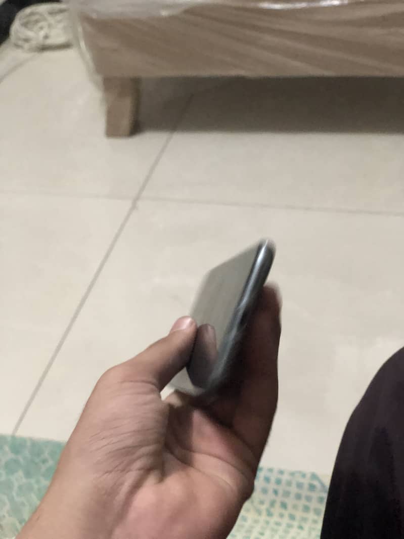 Apple iPhone 8 2