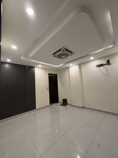 1 BED NON FUR APARTMENT FOR RENT BAHRIA TOWN LAHORE