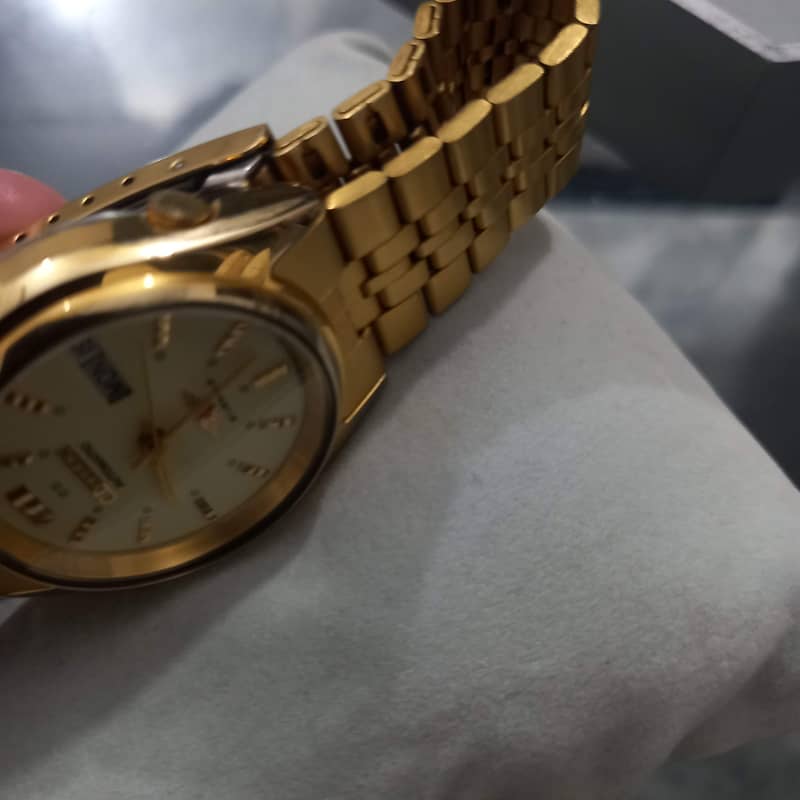 watch 2