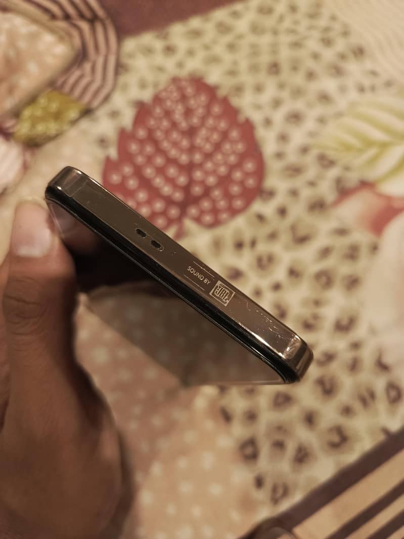 Infinix Note 30 4