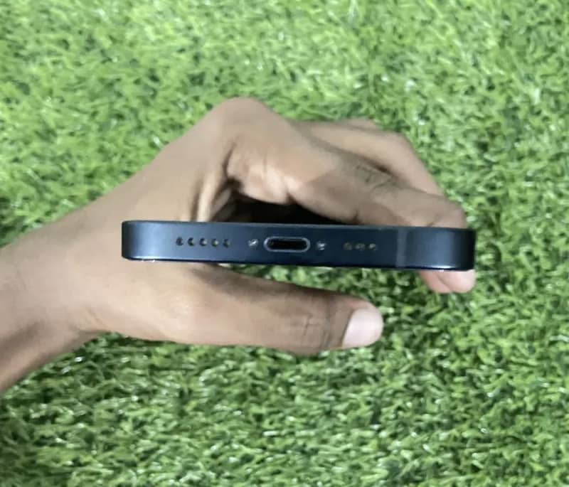 Apple iPhone 14 1