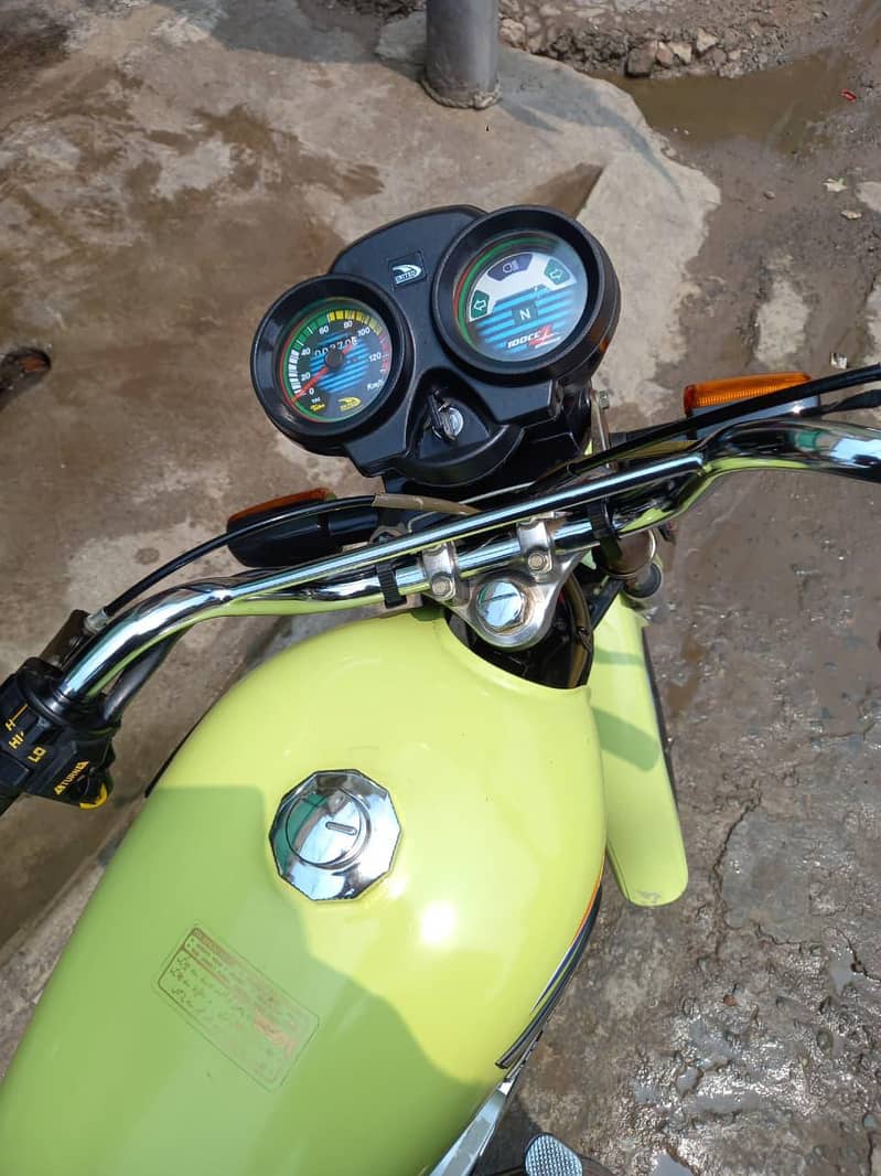 united 100cc 2