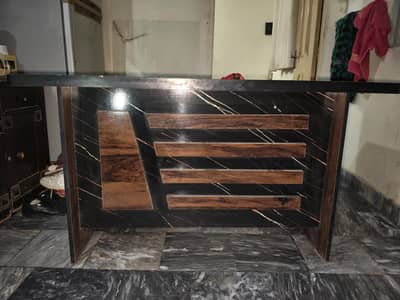 Office Table New Condition