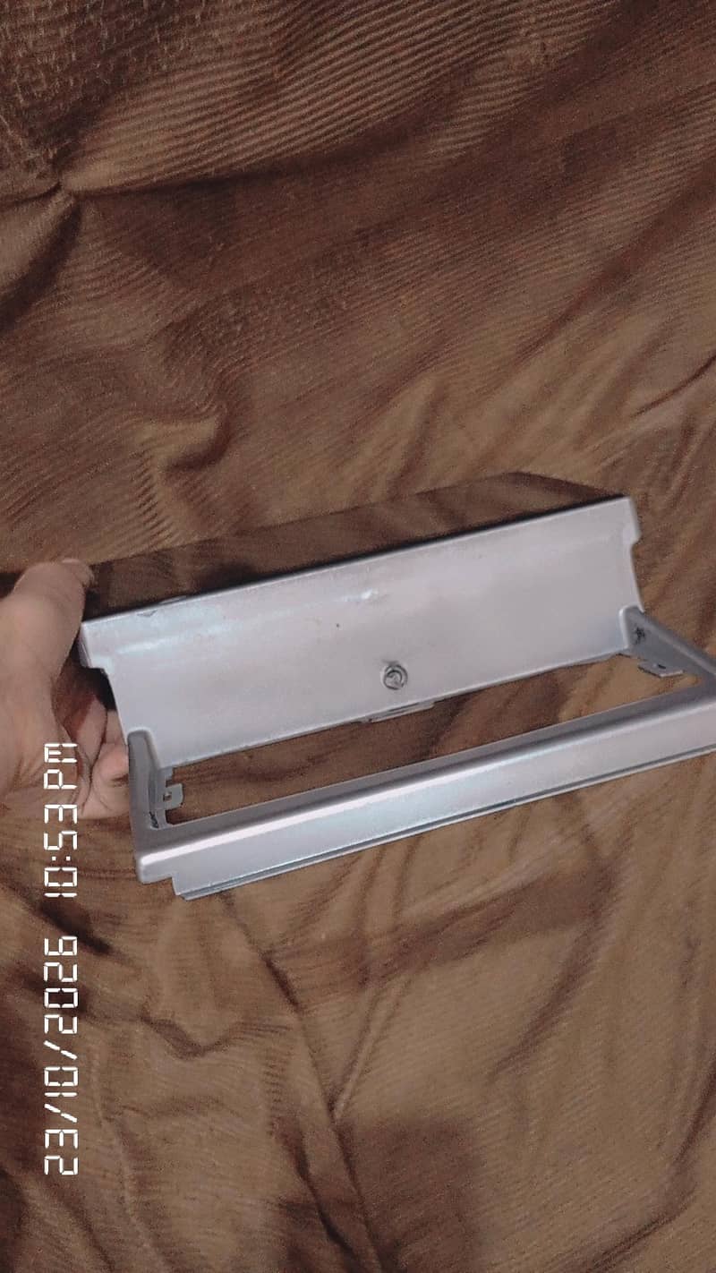 Suzuki Cultus old model LCD plus frame untouched 2