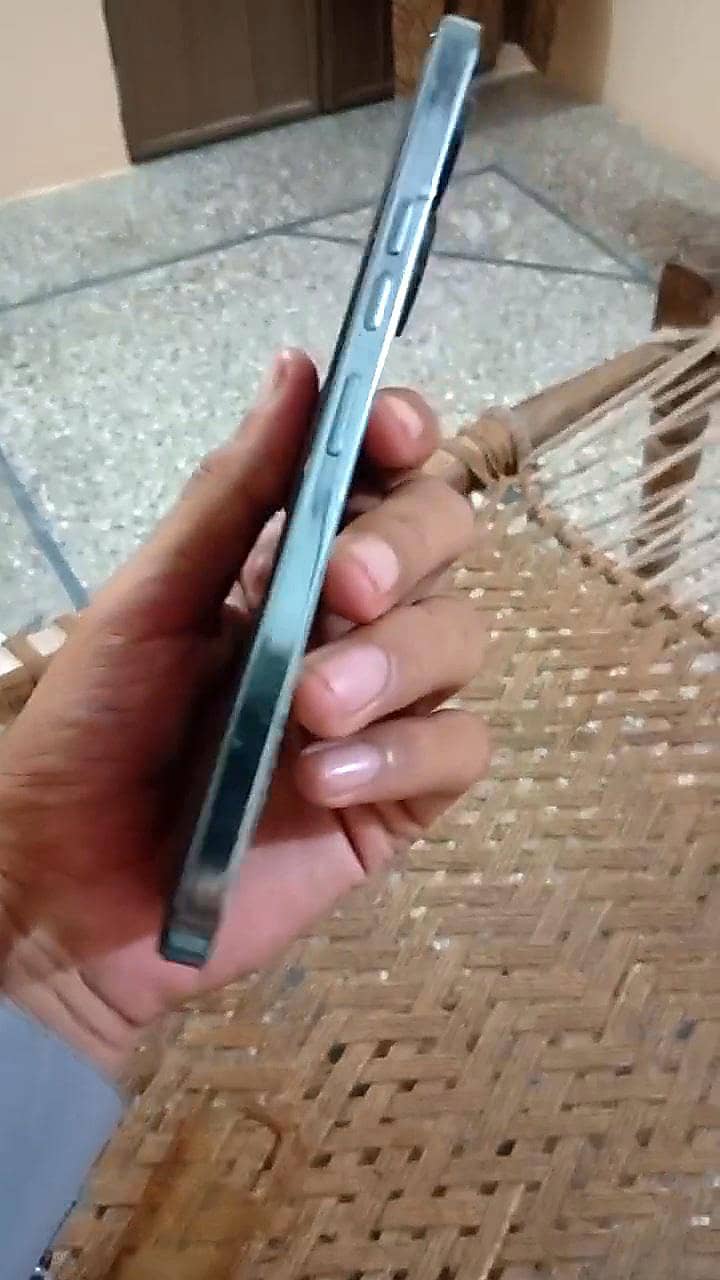 Tecno CAMON 20 2