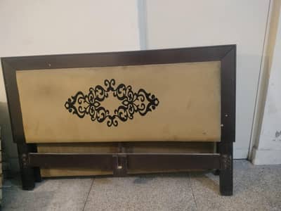 double bed like new with dressing tables side mirror