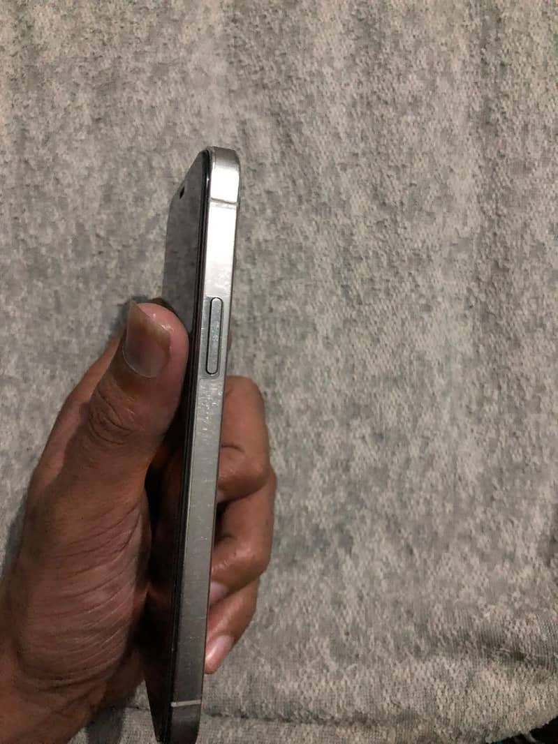 Apple iPhone 12 Pro 5