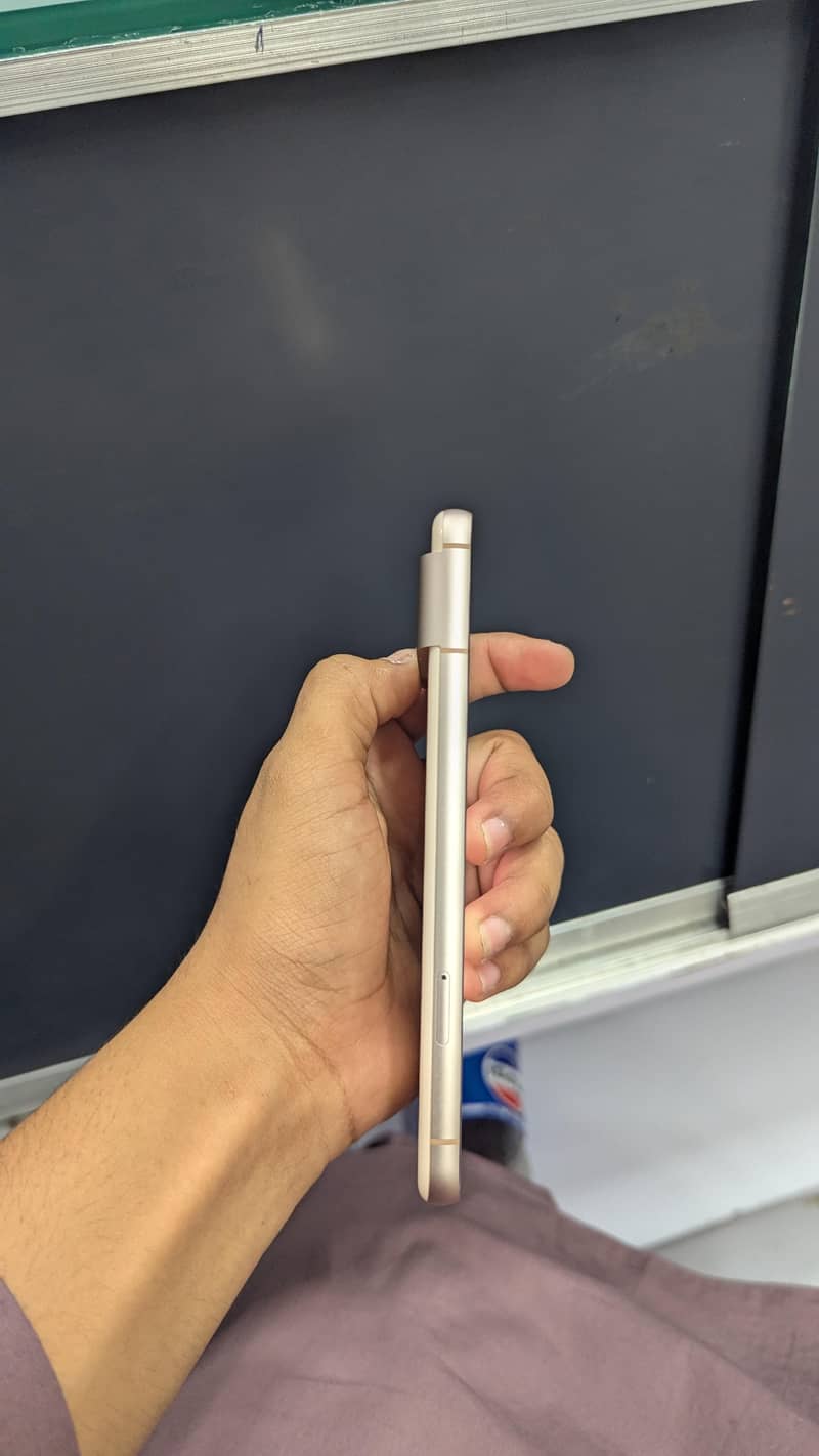 Google Pixel 8 1