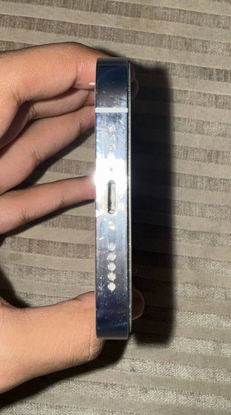 Apple iPhone 14 Pro 4