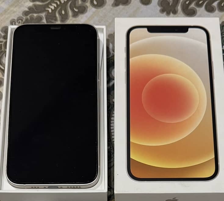 Apple iPhone 12 7