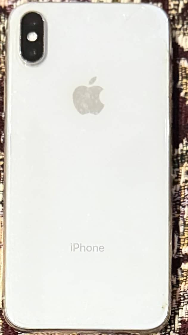 Apple iPhone X 4