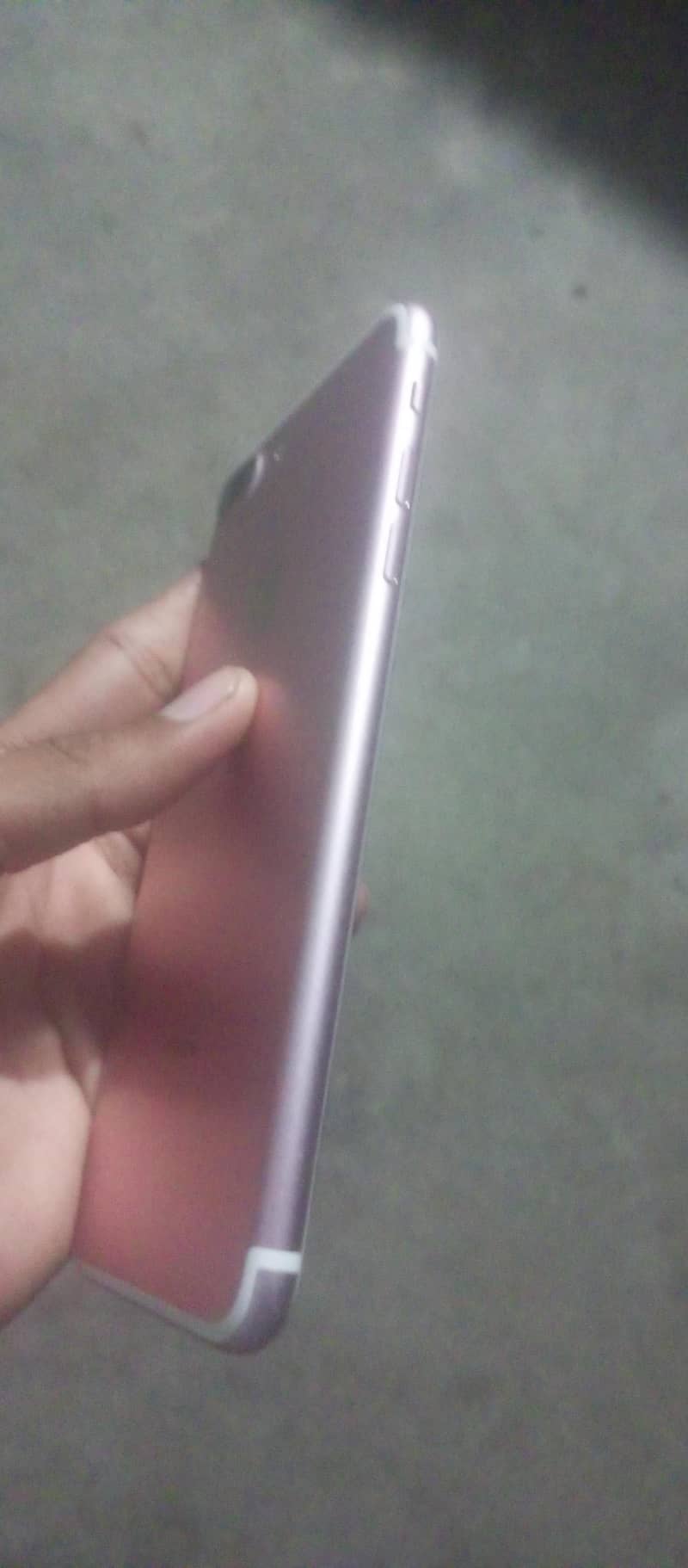 Apple iPhone 7 Plus 1