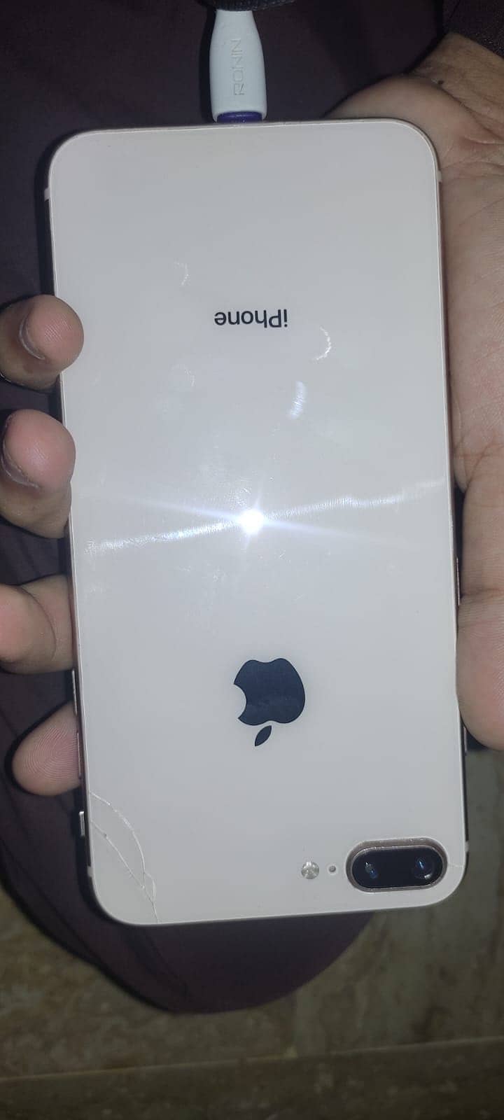 iPhone 8 Plus 1